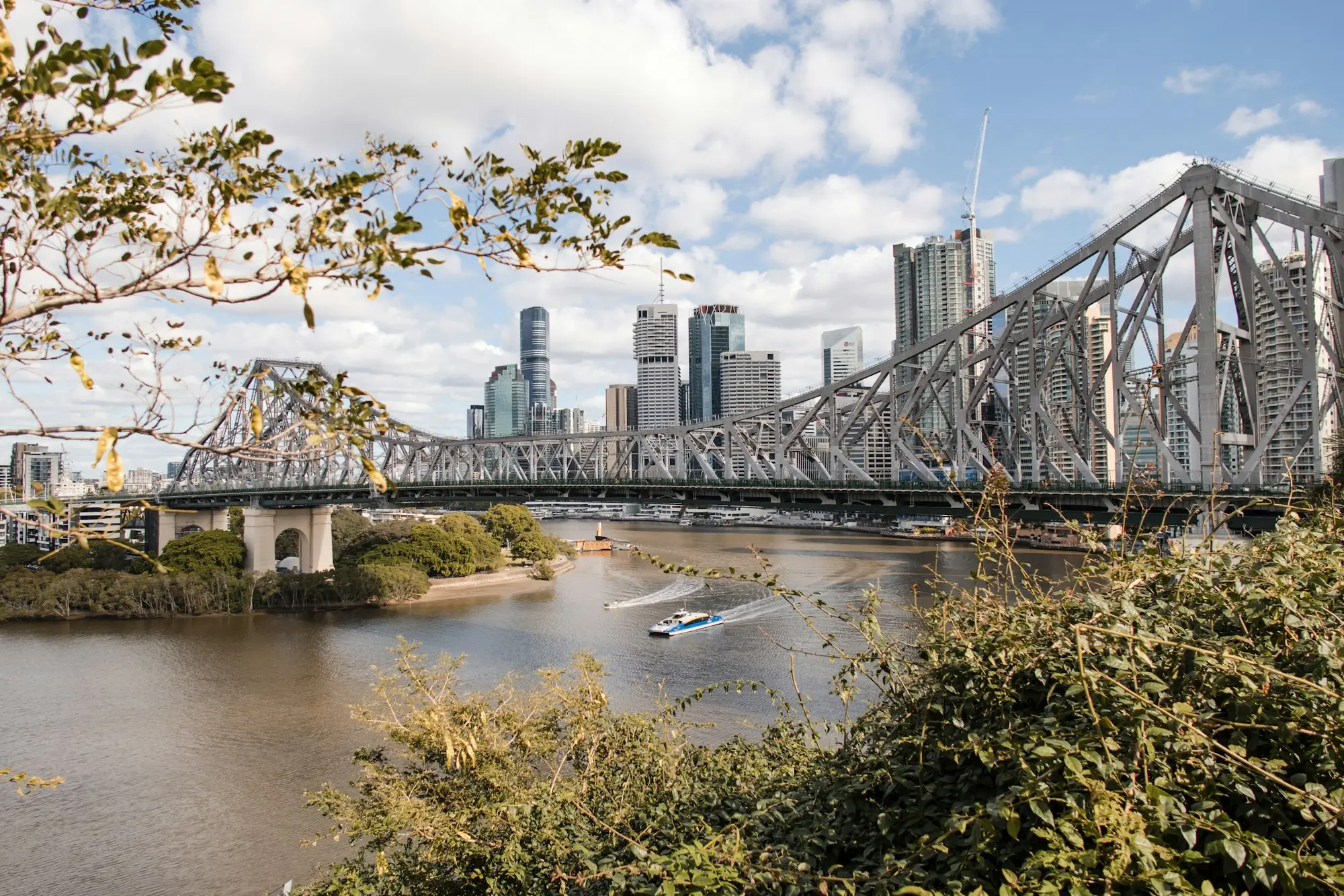 The Story Bridge over the Brisbane River with the CBD behind it