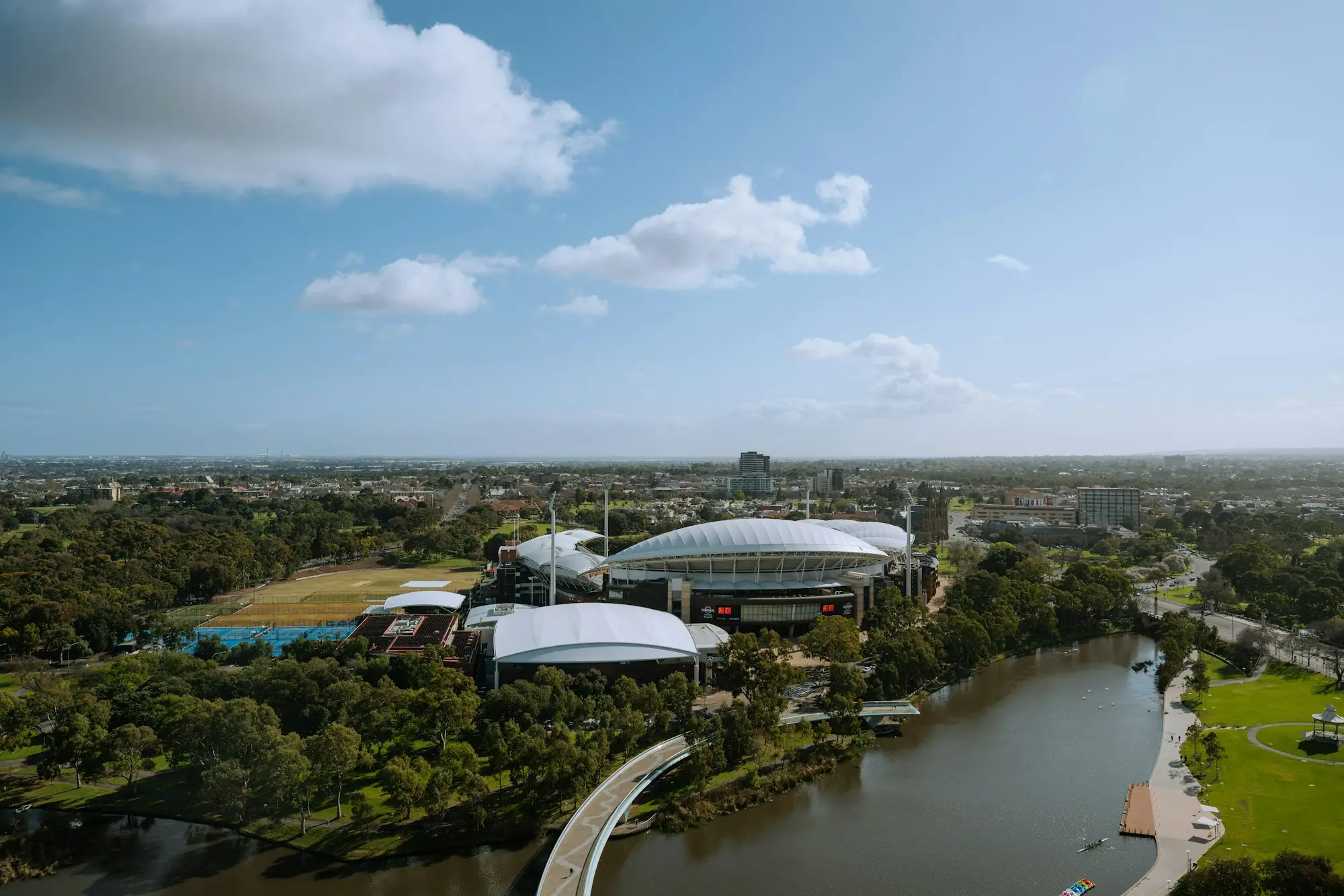Adelaide Oval and the riverbank on a sunny day